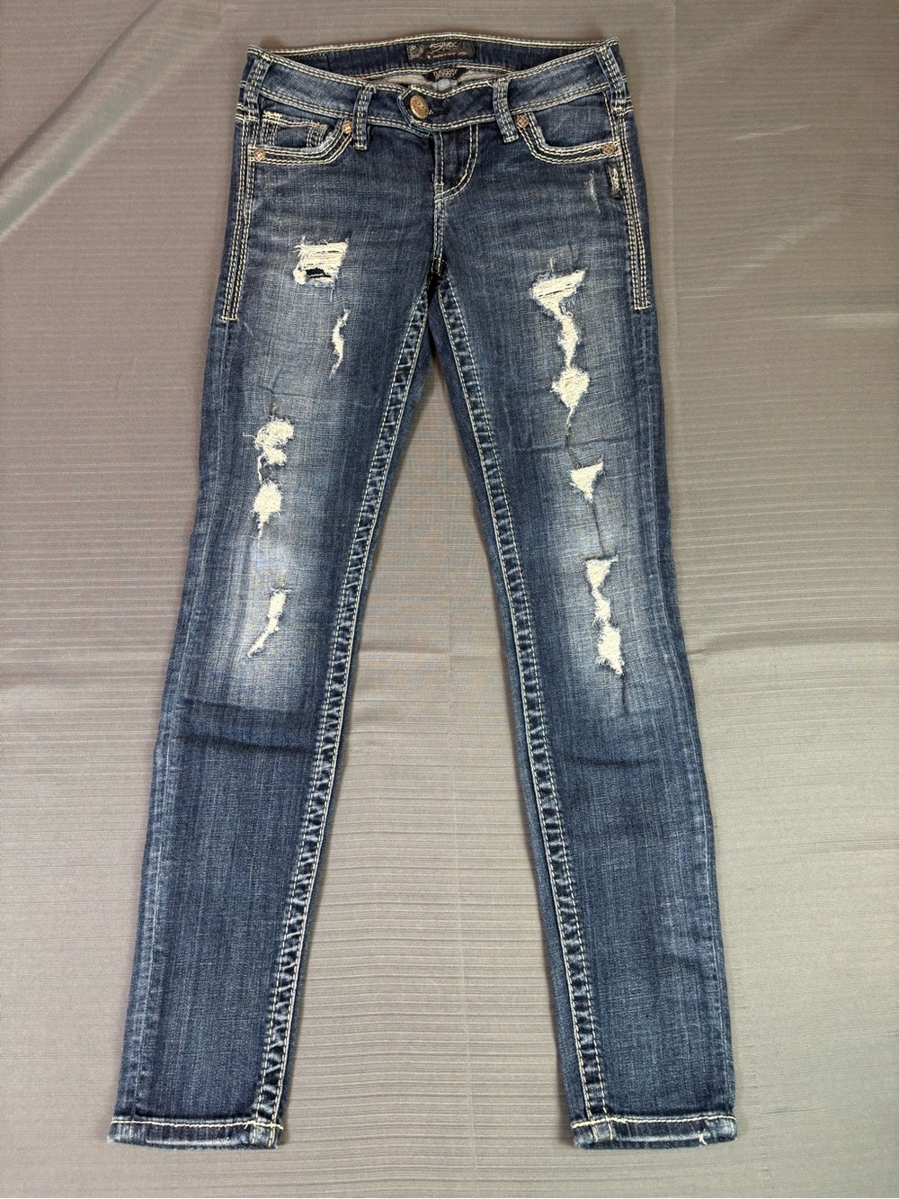 Silver Jeans Tuesday Skinny Jeans Women’s W27 L31 Distressed Stretch Denim